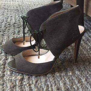 Victoria Secret Sling Back Sandal Pumps • Heels